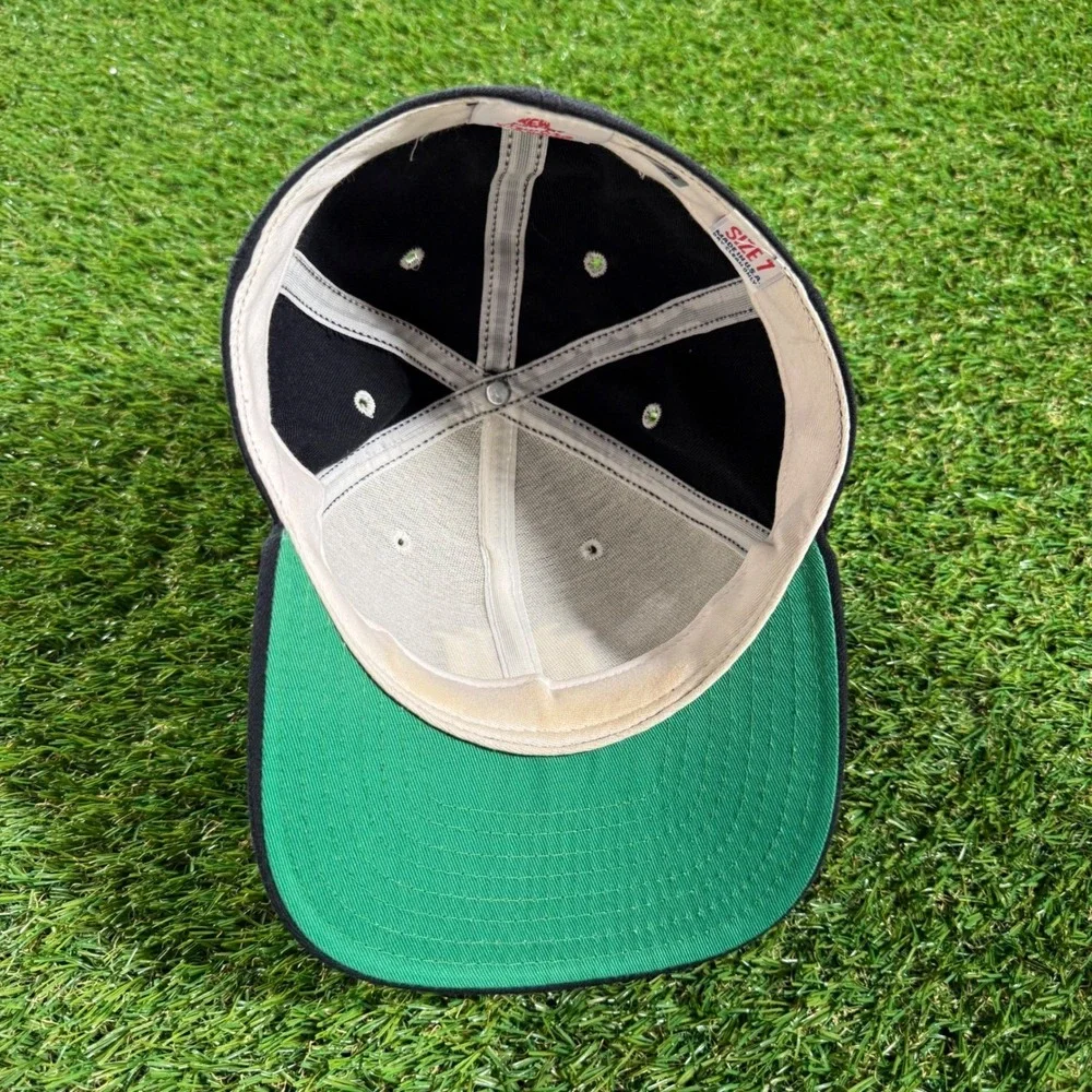 Vintage New Era Pro Model NU Fitted Hat Size 7 Made USA Black‎ Green Brim